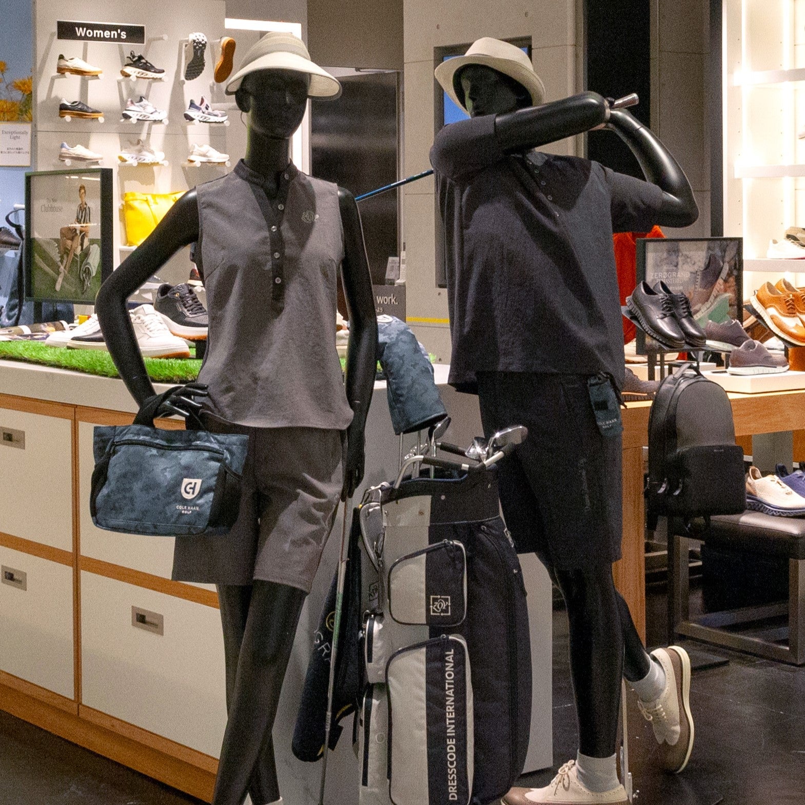 【新ディスプレイ公開】 COLE HAAN GRANDSHØP GINZA SIX  最新コレクション「SUMMER GRAY」に店頭ディスプレイが刷新 - ZOY OFFICIAL