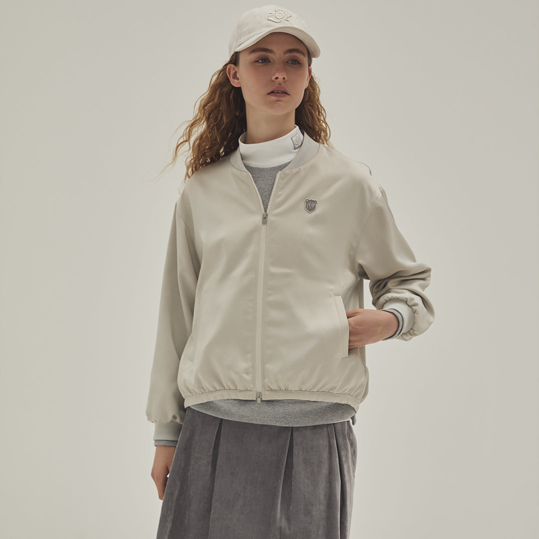 【WOMEN'S NEW ARRIVAL - VINTAGE AIRFLOW BLOUSON】秋の気配を、かろやかに纏う。パンツでスタイリッシュに。スカートで華やかに。新しい季節の入口に、羽織るだけでスタイルをアップデートできる一着を