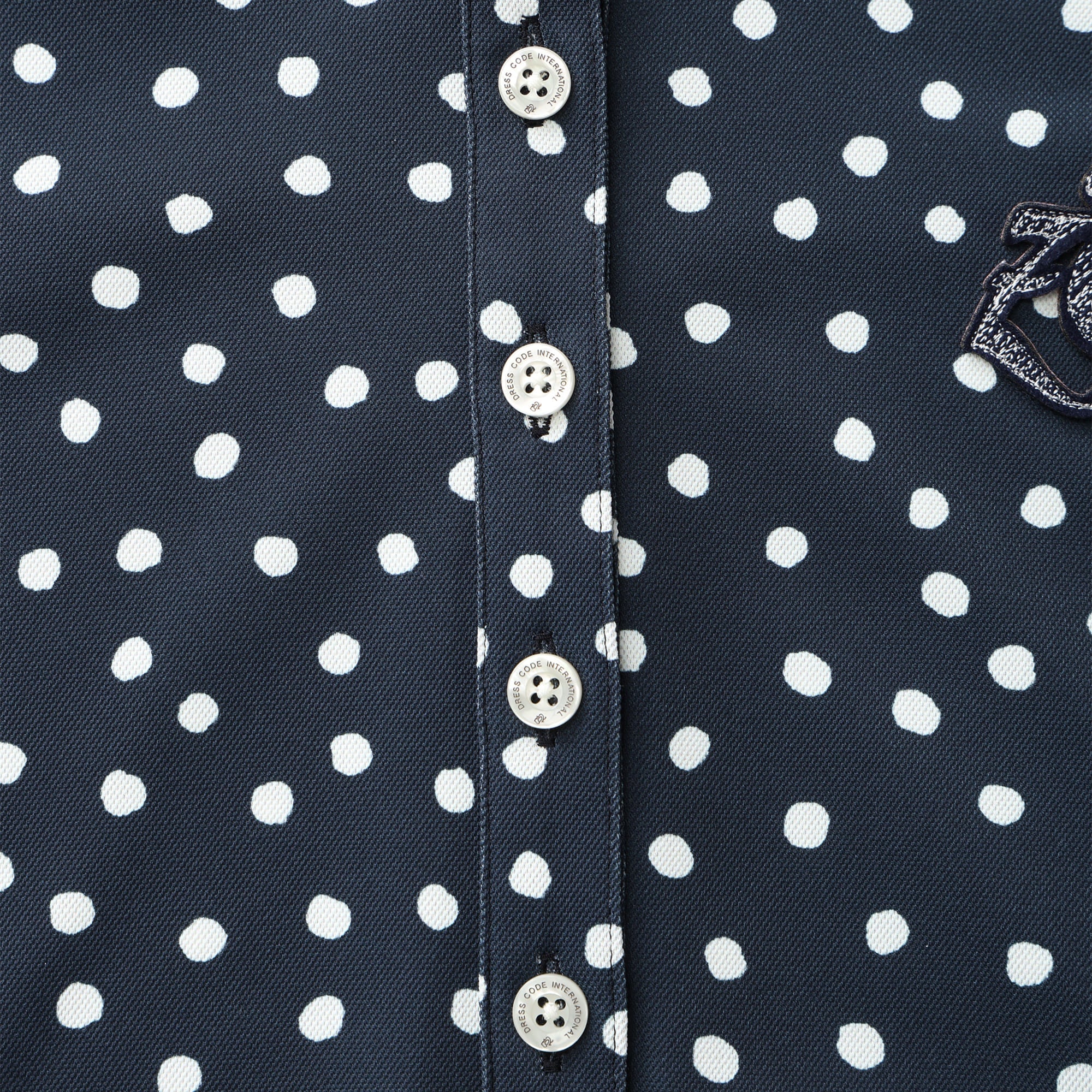 Women's Dot Print Short Sleeve Shirt in Light Gray