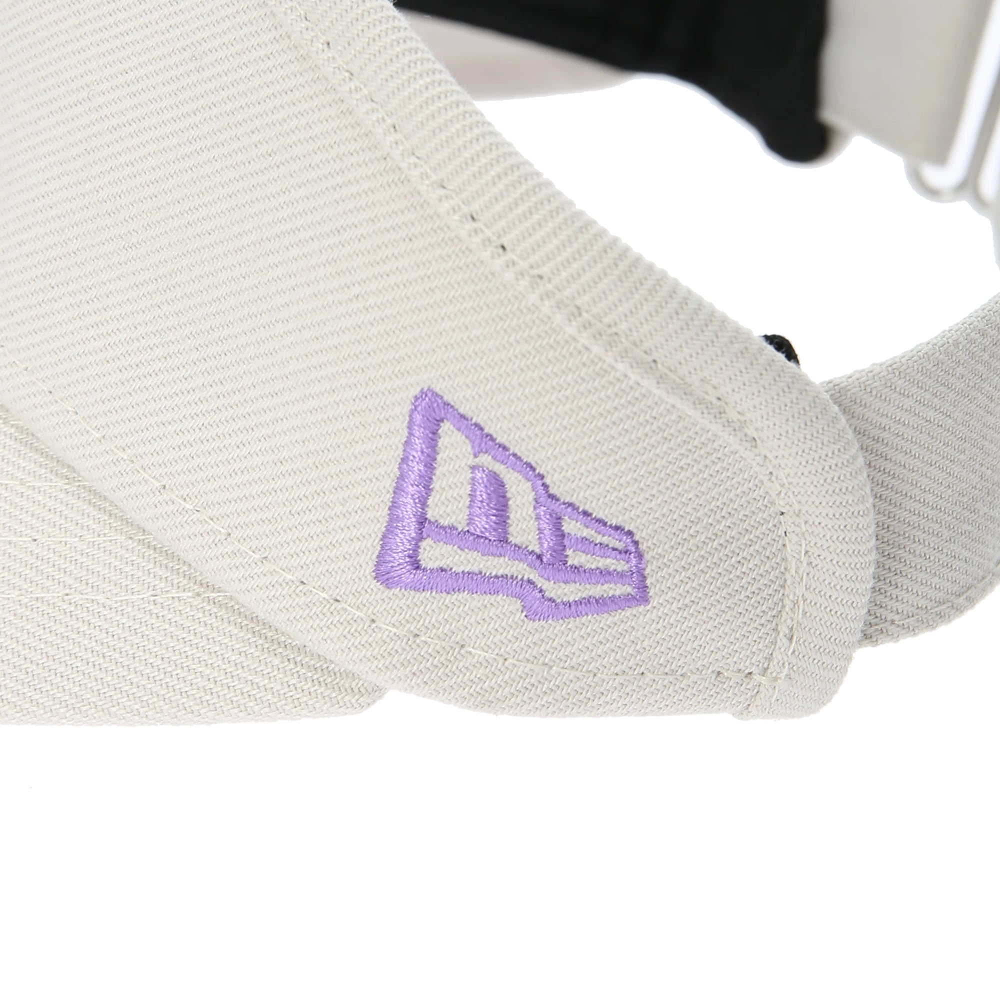 【NEW ERAコラボ】WOMENS NEW ERA TALL VISOR ホワイト 071779857 - ZOY OFFICIAL